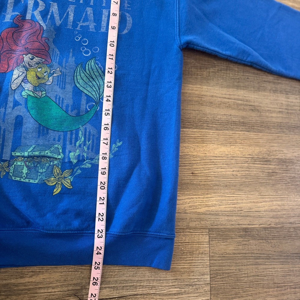 Disney Little Mermaid Ariel Flounder Sweatshirt Blue Small - Picture 5 of 6